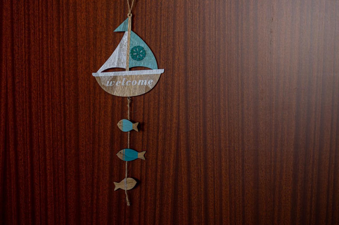 Sunstay Seaside Flat I Puerto Marina เบนัลมาเดนา ภายนอก รูปภาพ